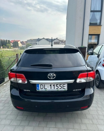 Toyota Avensis cena 33500 przebieg: 254815, rok produkcji 2014 z Chojna małe 46